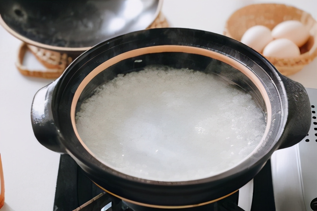 熬药的砂锅怎么开锅才不会开裂,砂锅怎么开锅才不会开裂