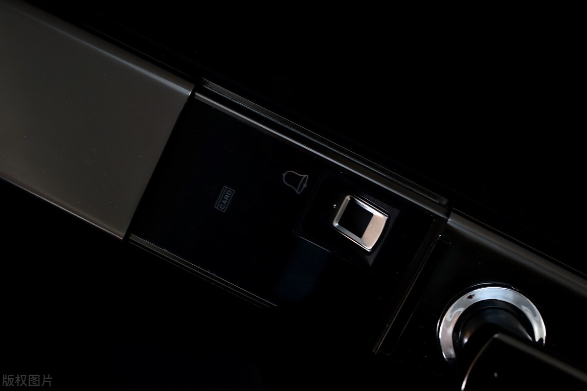 越来越多的人装指纹锁,越来越多的人做智能家居