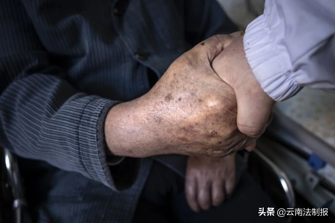 临终关怀让生命有尊严地谢幕,临终关怀调查表