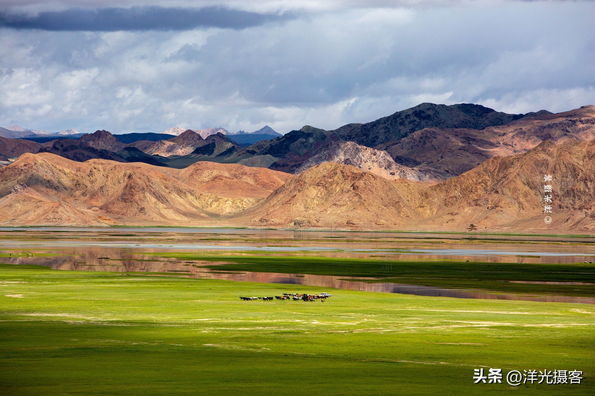 阿里神山圣湖景区,西藏阿里神山圣湖的风景