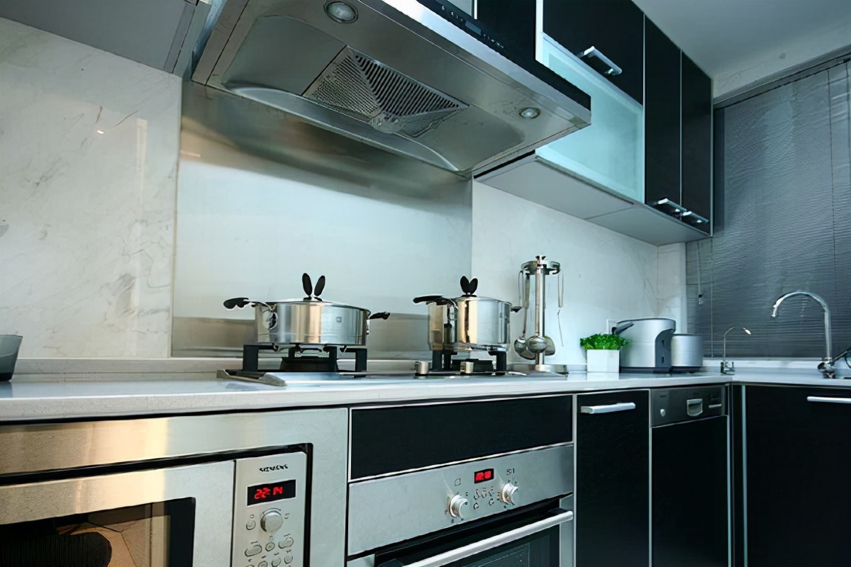 抽油烟机在家安装全部过程与方法,抽油烟机怎么安装