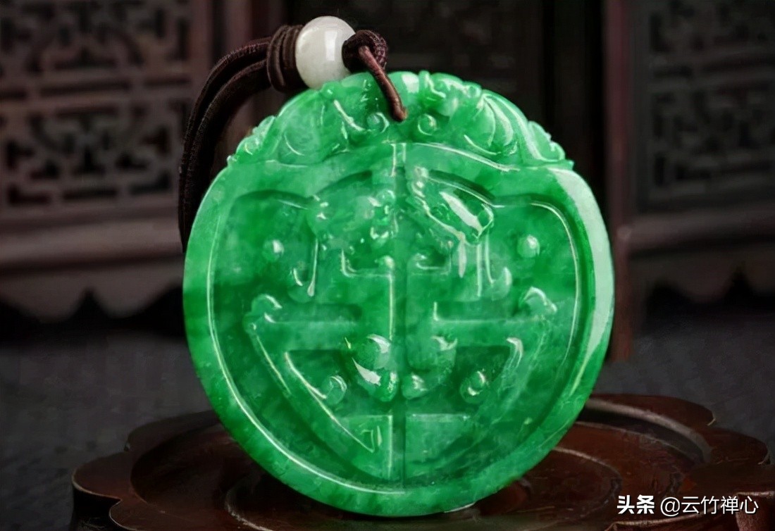 豆种翡翠真的不值钱吗,豆种翡翠不透明的便宜吗