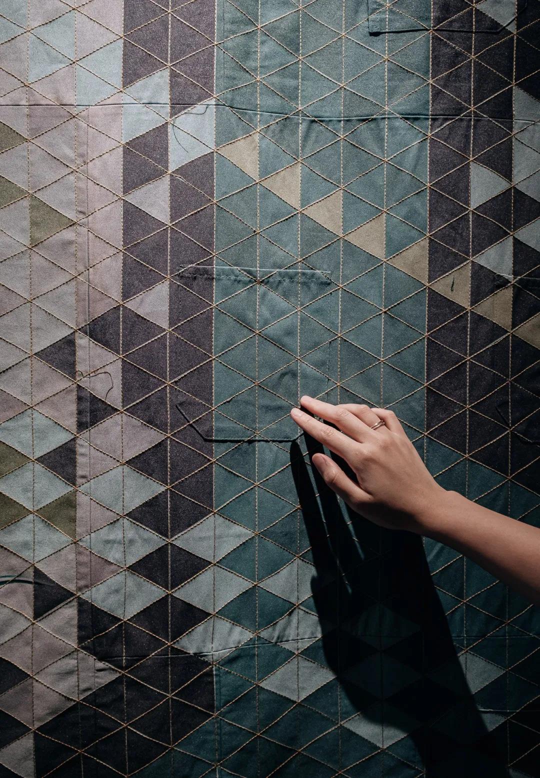 中国首家星巴克“共享办公店”开业，可以到星巴克“打卡上班”了