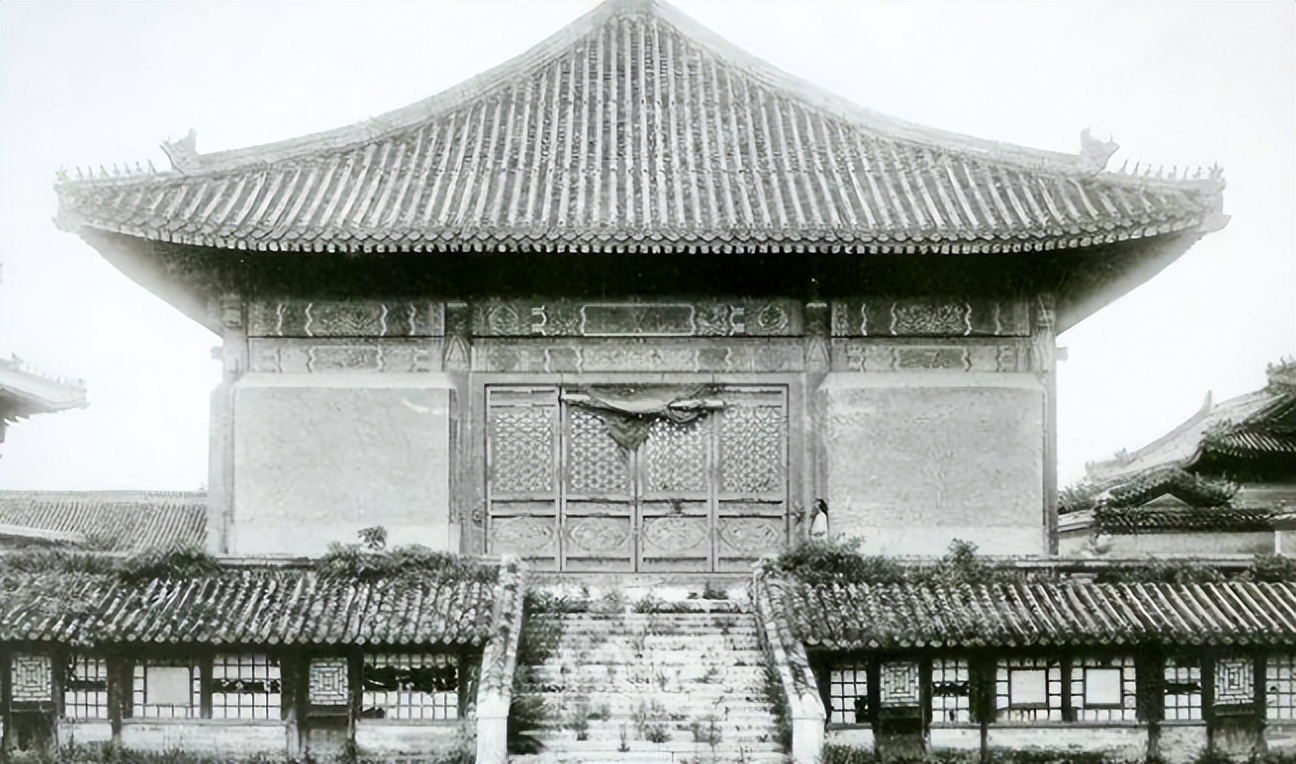 慈禧太后出逃日本照片,慈禧出逃故宫照片