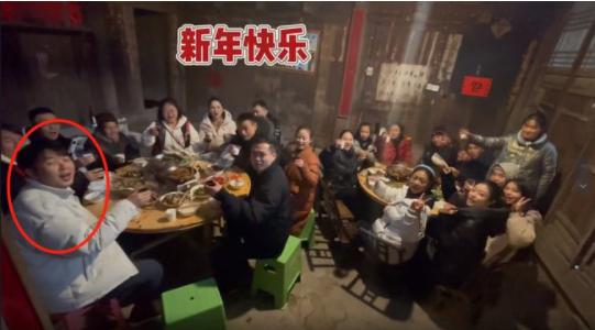 杜海涛沈梦辰官宣结婚！两人亲密环抱好恩爱，结束9年恋爱长跑