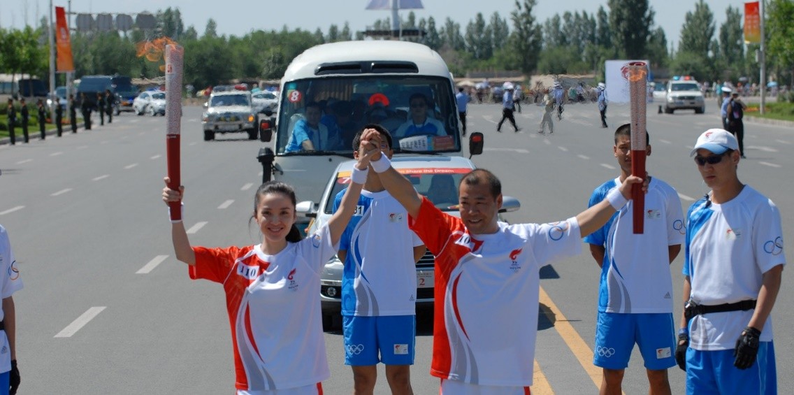 李佳与靳东结婚了吗,靳东却宁愿娶2婚的李佳