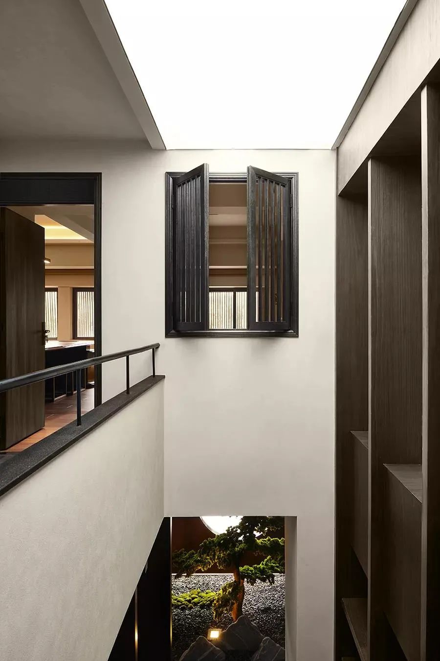 江南风园林中式餐厅设计方案,餐饮空间设计现代新中式