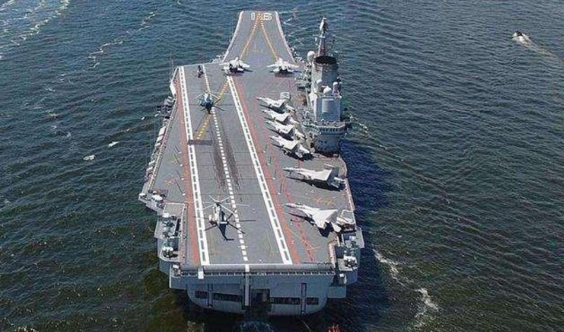 003型航母与印度航母网友评论,003航母和印度航母的直观对比