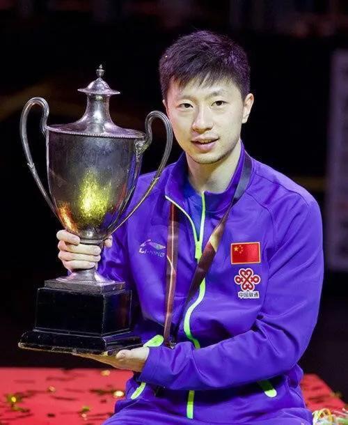 马龙许昕2019年撑起国乒,2020乒乓总决赛马龙对许昕谁赢了