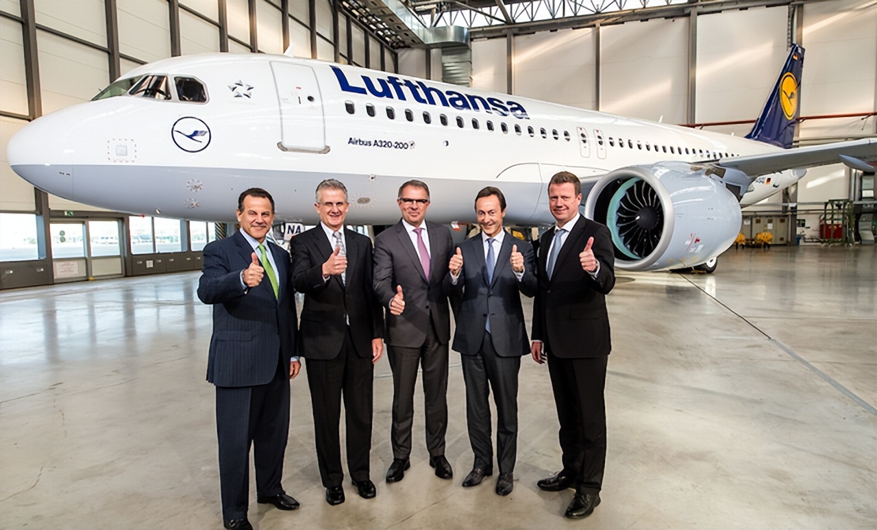 中国订购巨额空客订单分析,中国国产客机要多少年能追上波音