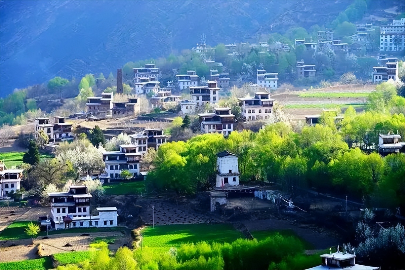 我们赞美四川70年发展变化,真正的四川现状