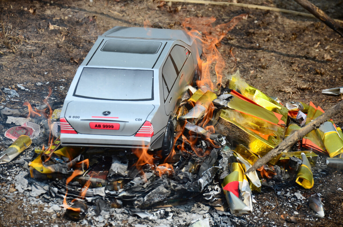 清明节什么时候上坟有什么讲究,清明节上坟有什么讲究几点最好