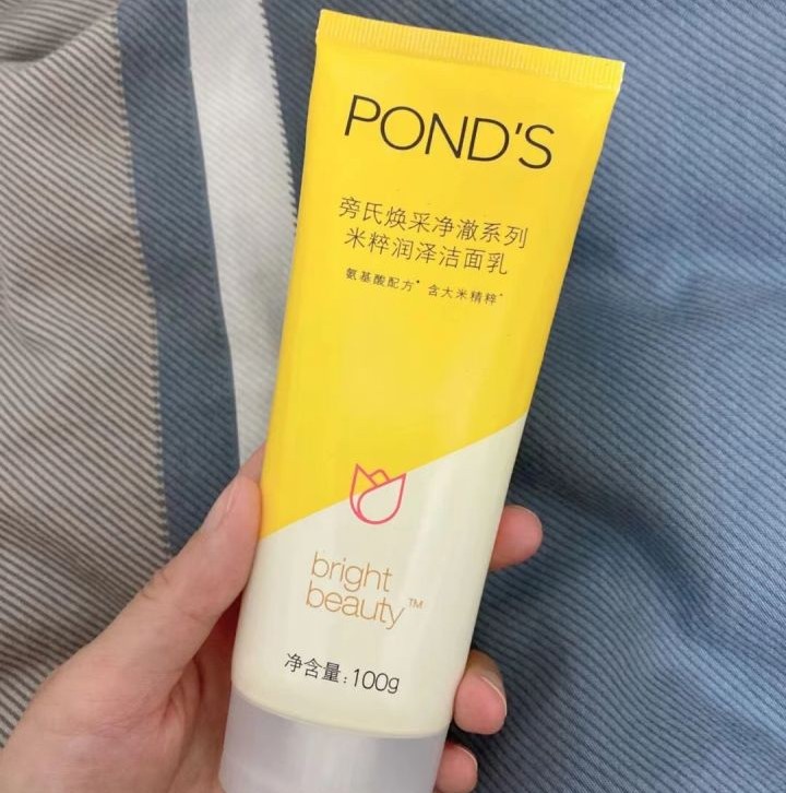 逛屈臣氏瞧见这几款“老国货”，别错过，虽然看着廉价但值得尝试