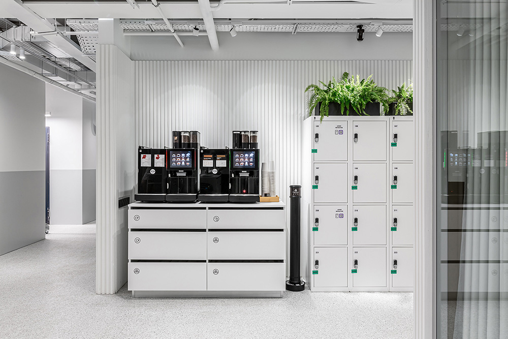 自由畅想云科技公司SQUAD基辅总部大楼设计欣赏