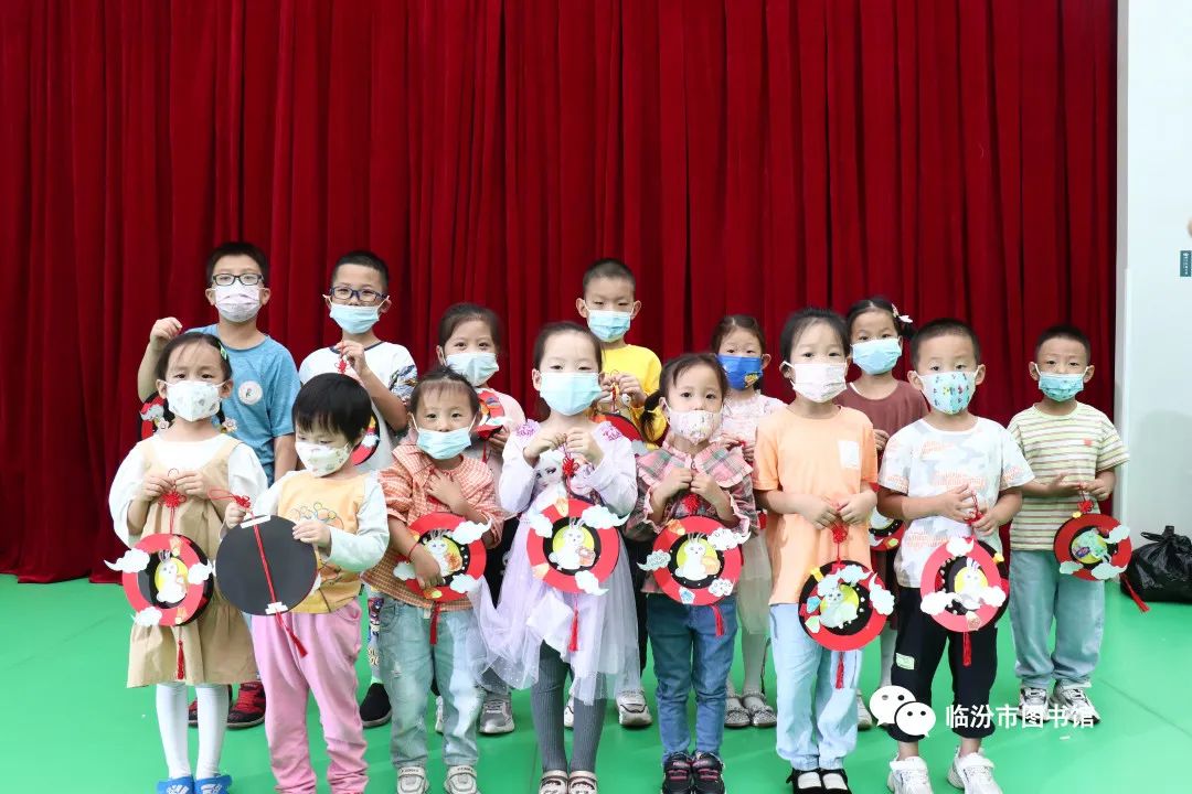 图书馆庆元旦绘本故事大赛,图书馆绘本故事简报