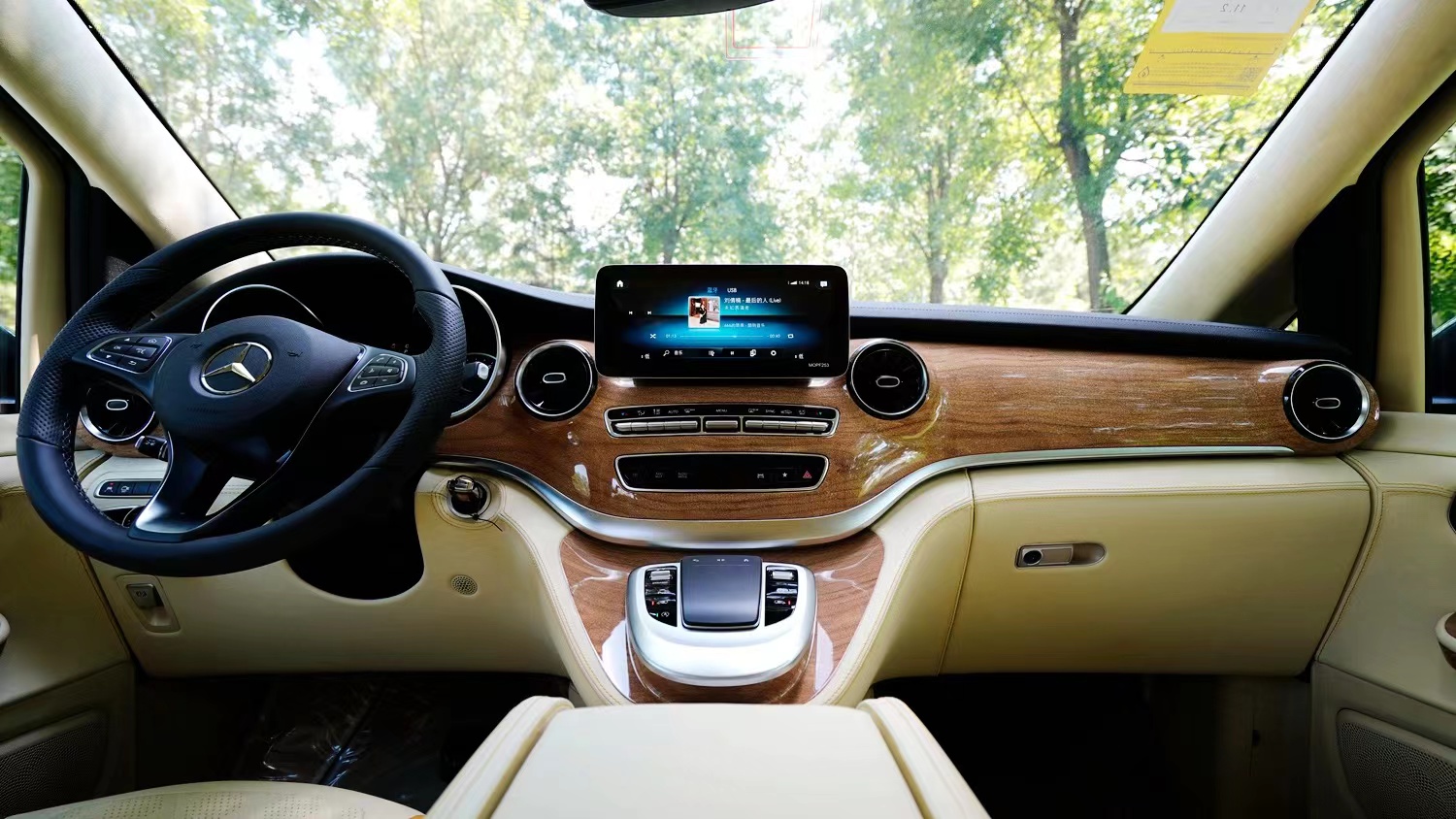 奔驰v980迈巴赫款价格,奔驰商务车详拍价格