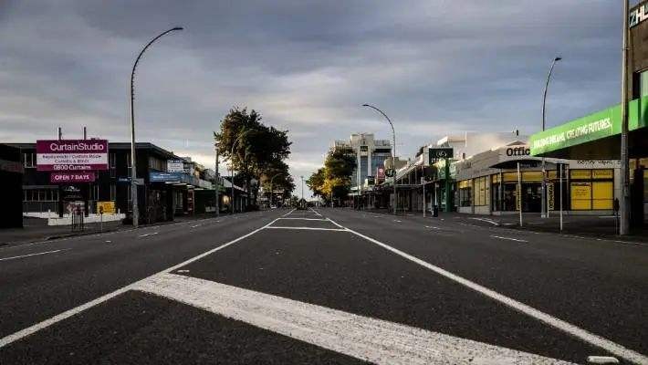 “赤脚大仙”绵羊国新西兰现状，带你看看新西兰冷知识