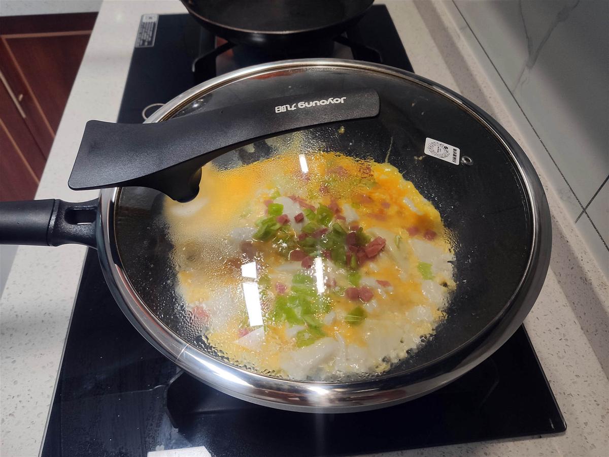 大魔王炒菜锅,九阳大磨王不粘锅二代和苏泊尔