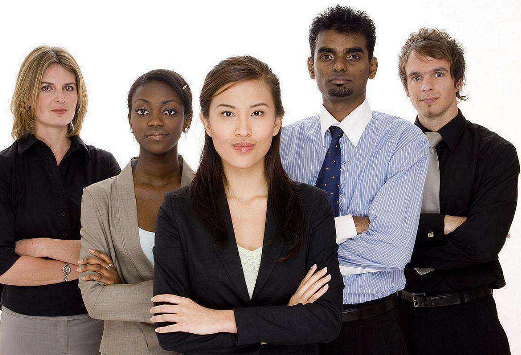 黄种人、黑种人和白种人为啥能自由交配?人类没有生殖隔离吗?