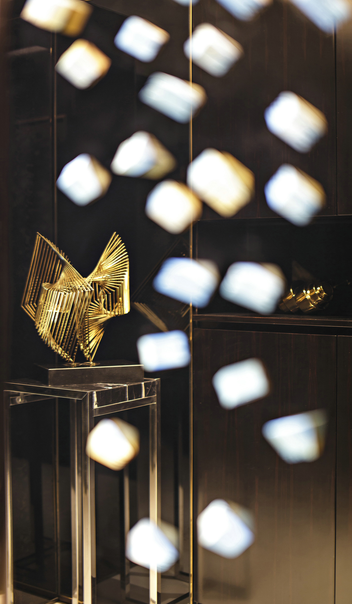 「现代设计风格」DHA香港洪德成设计-YSL精品主题风格样板房