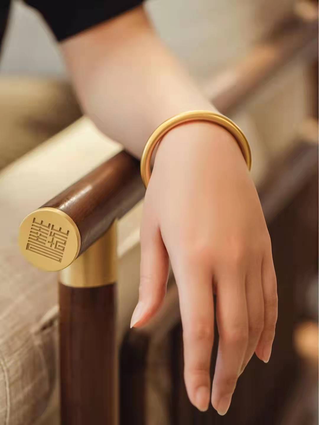 古法黄金手镯35克和40克区别大吗,40克古法金手镯价钱是多少