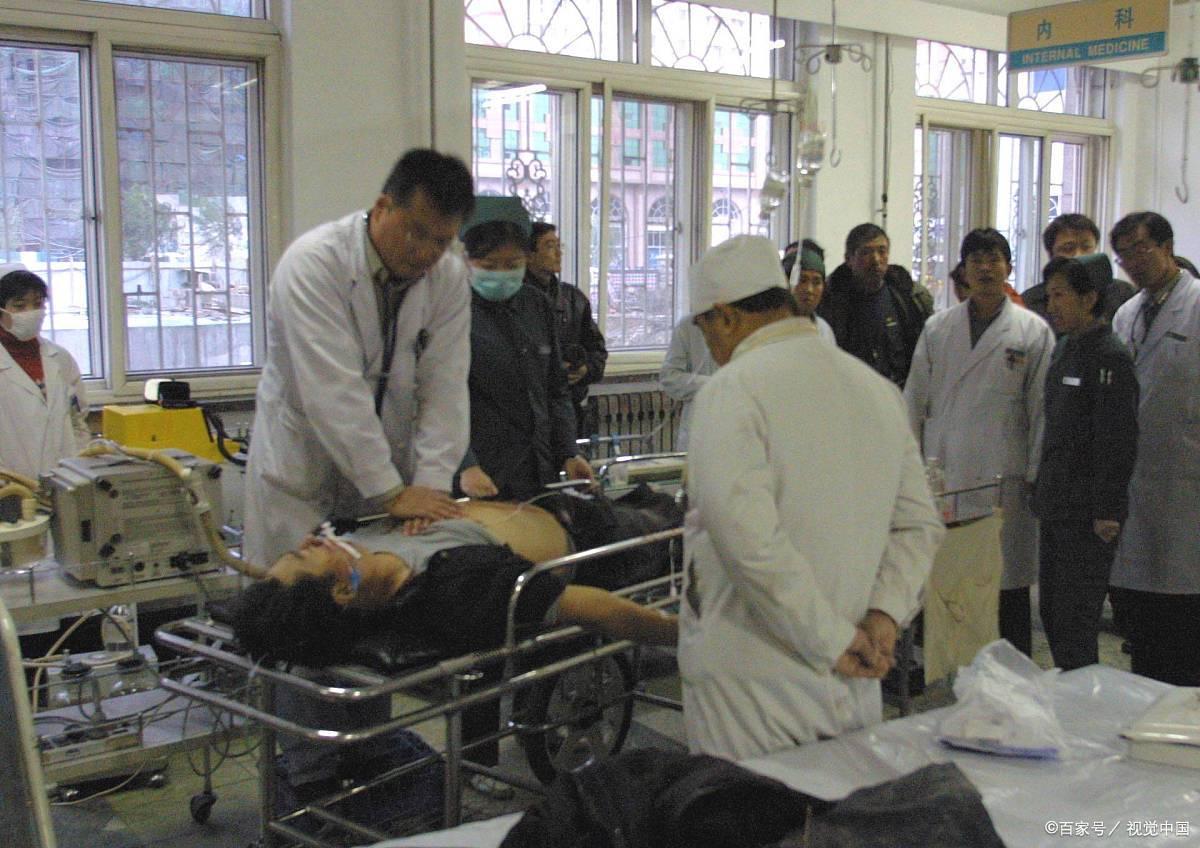 学生做操时候死亡事件,二中体育课猝死事件