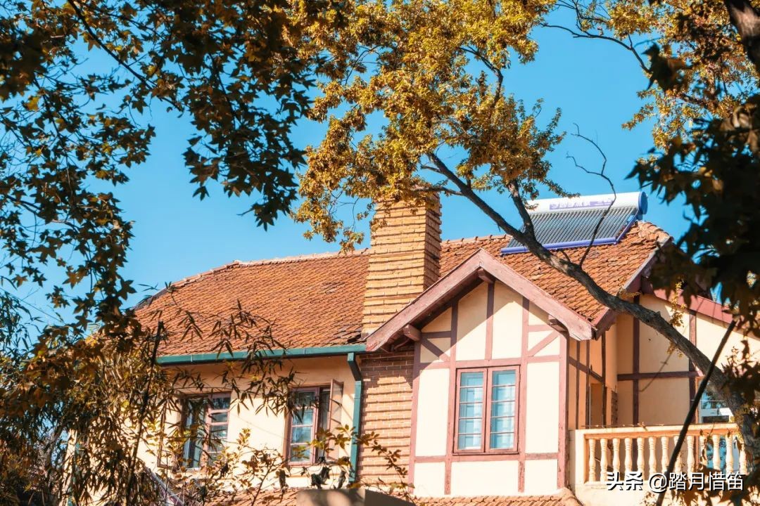 被誉为“东方瑞士”的青岛，有太多的海边浪漫