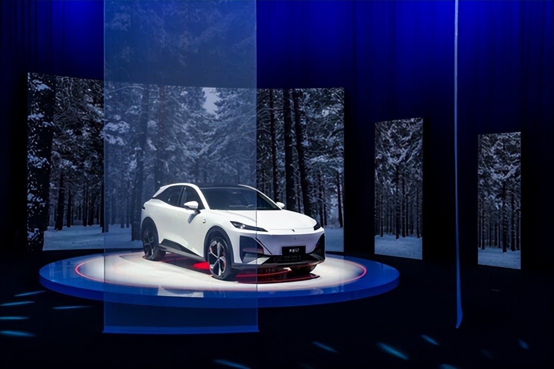 上市即开启交付,深蓝S7要教友商怎么“卷”爆款