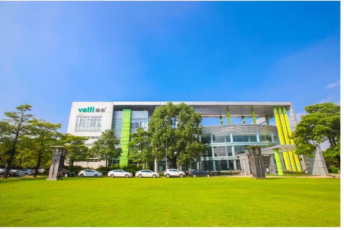 智慧更爱家华帝智能高端厨电,华帝高端智能厨卫