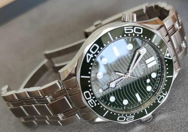 南京二手手表名表回收多少钱,重庆旧手表回收价格多少钱一个