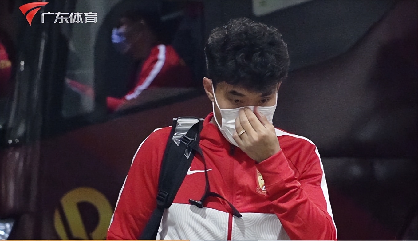 郑智留在广州队吗,郑智在广州恒大队多少年