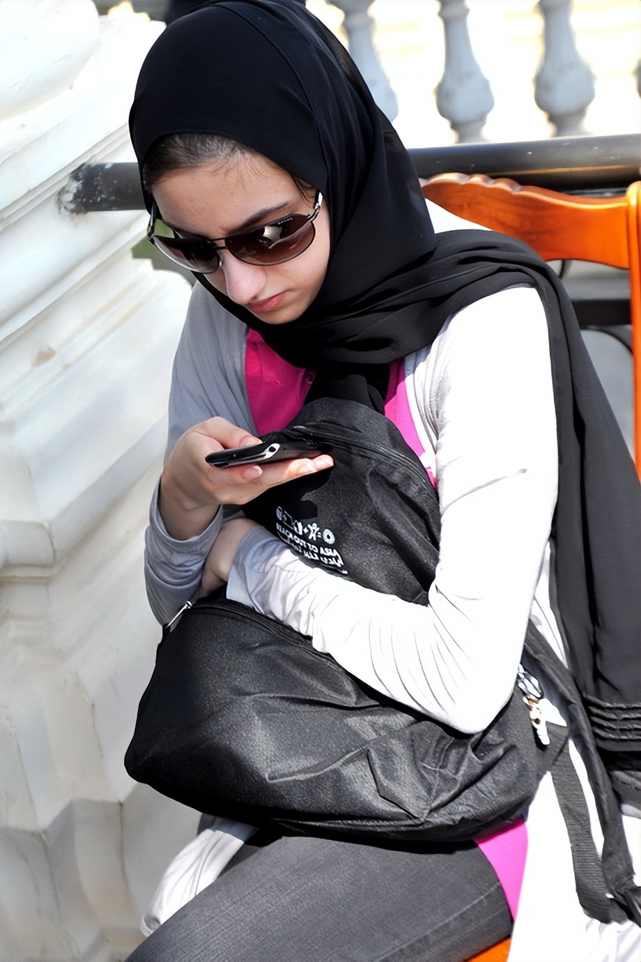 卡塔尔为什么花2000亿办世界杯,卡塔尔为什么花200亿元办世界杯