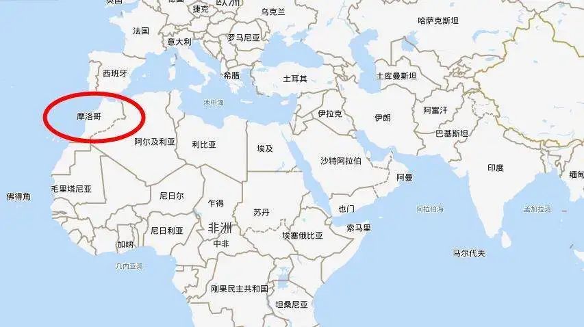 淘汰西班牙的非洲摩洛哥，遍地都是白人