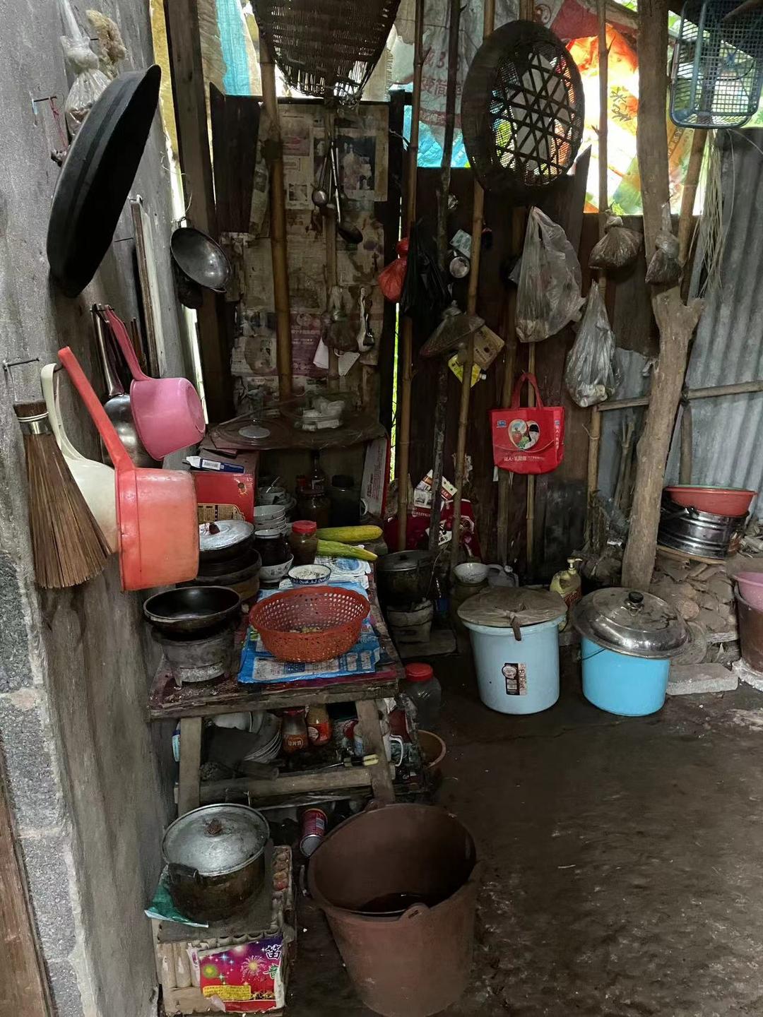 80多岁老人花两万块过葬礼,湖南一八旬老太为自己办葬礼