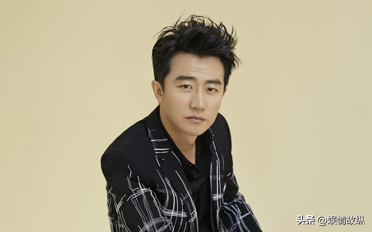 一天6个瓜！输1亿，婚内出轨，代言暴雷，国籍问题引热议，太乱了