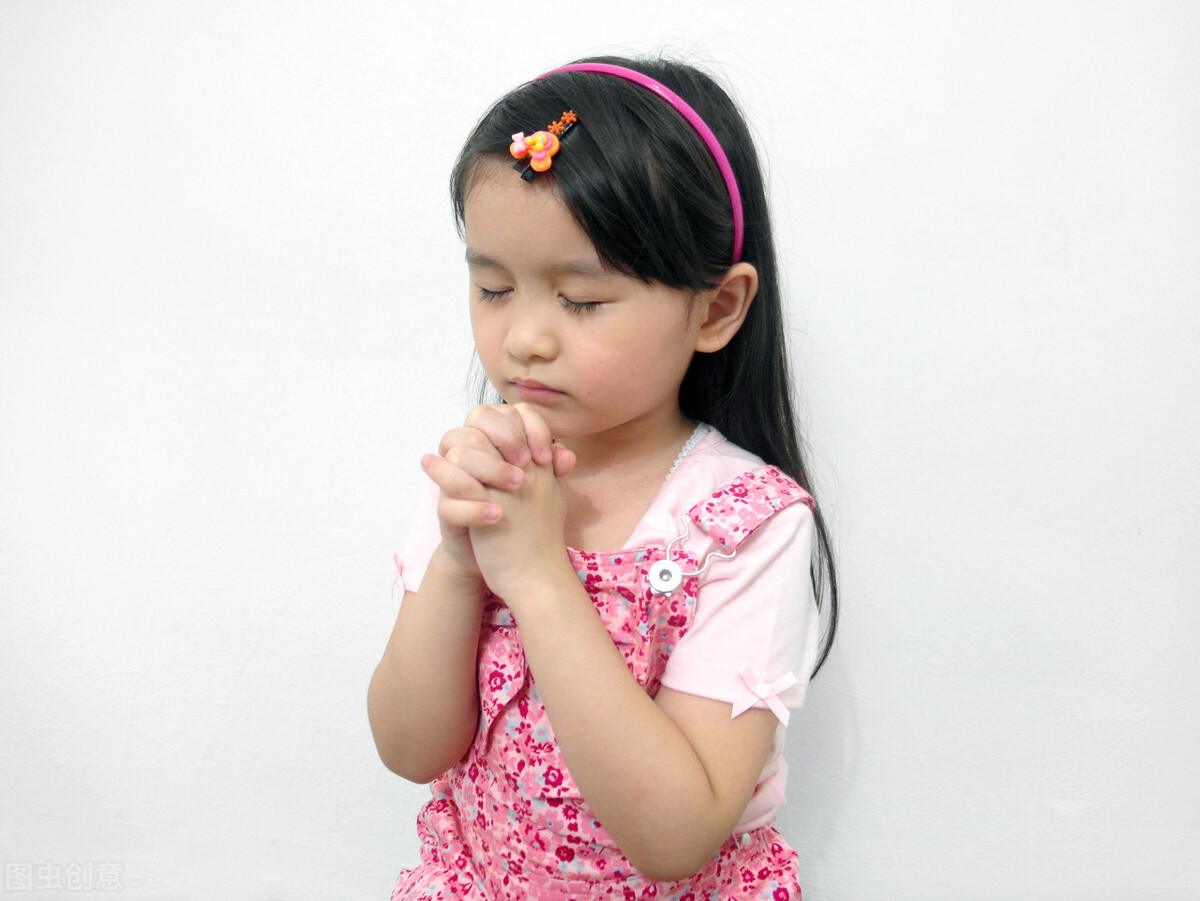 原色的阻燃抗熔滴PET聚酯卖阻燃剂小女孩三氧化二锑