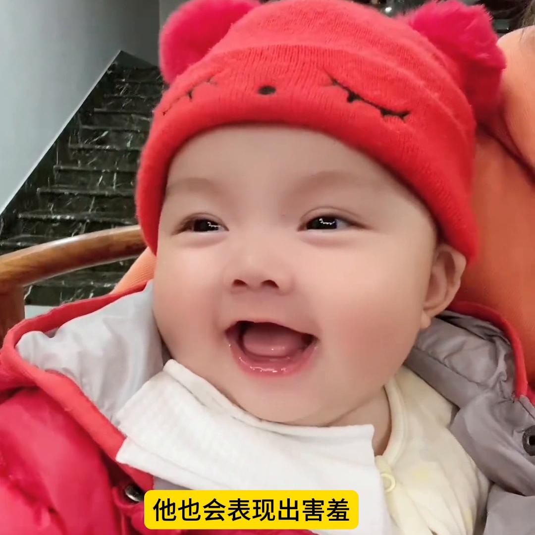 快七个月宝宝有什么表现,宝宝四个月的成长表现