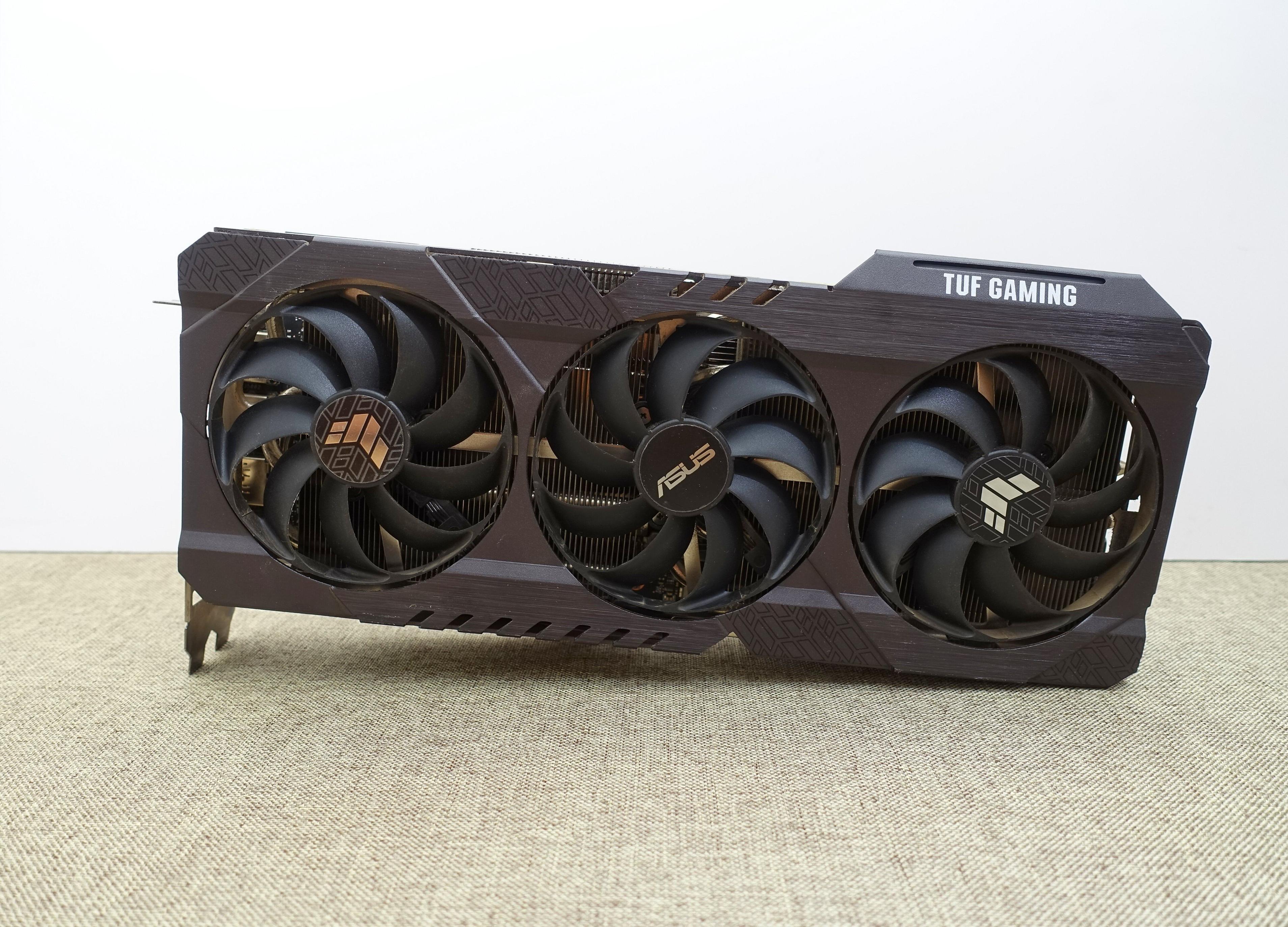 寒冬已至，好钢花在刀刃上：AMD老粉的自用游戏向PC配置分享