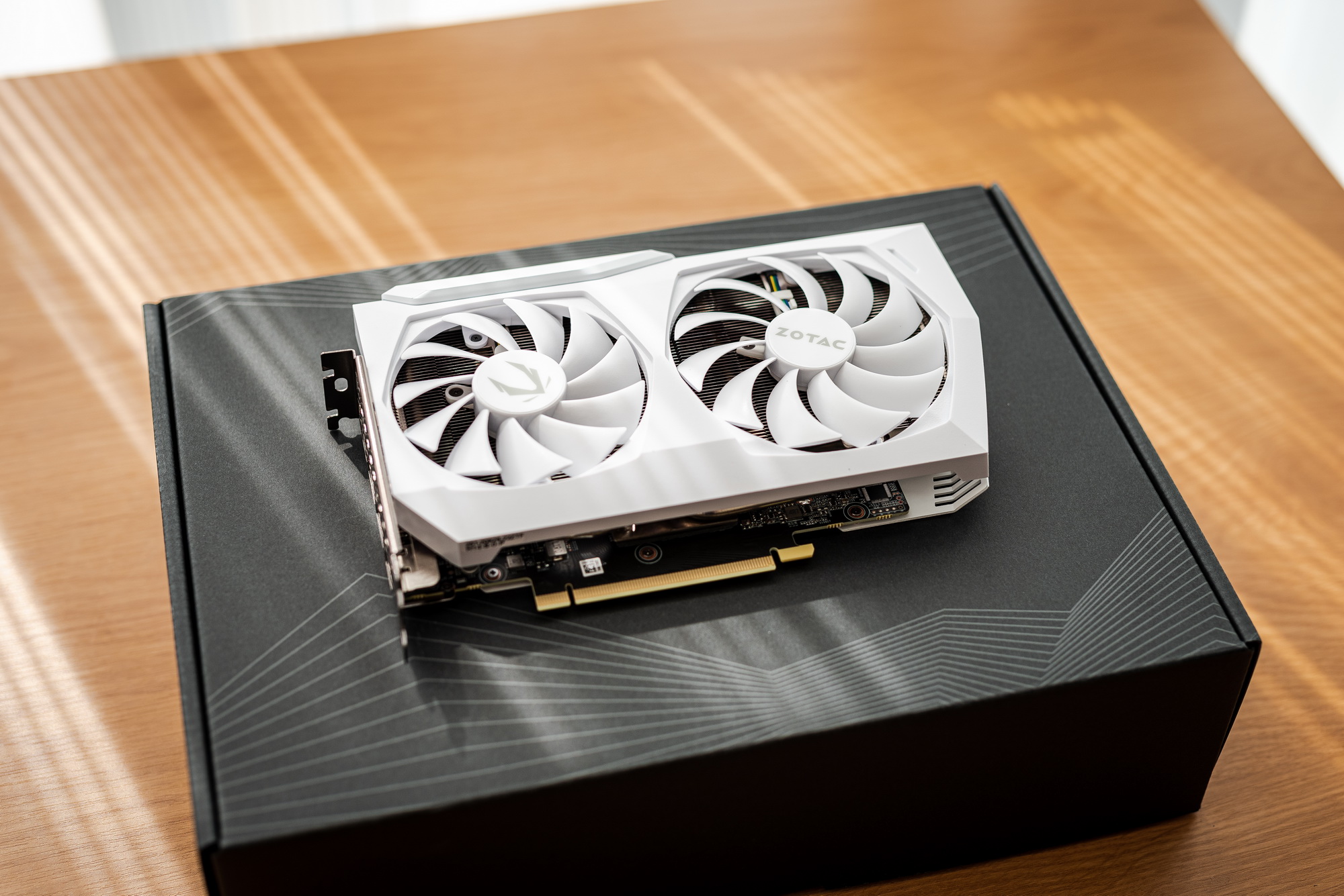 最新款手提电脑推荐,新年装新机