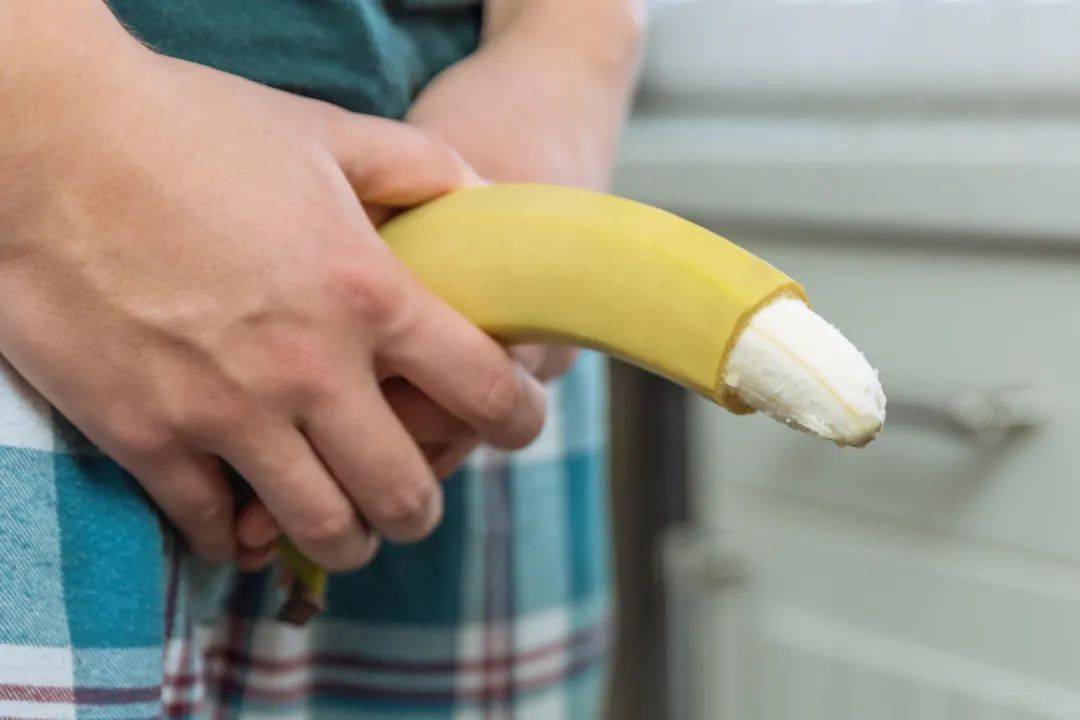 *生活性**过于激烈引发丁丁“骨折”，医生：可能无法接回