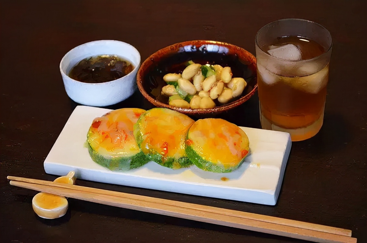 日本的居酒屋都喝什么酒,日本的居酒屋食物特别少