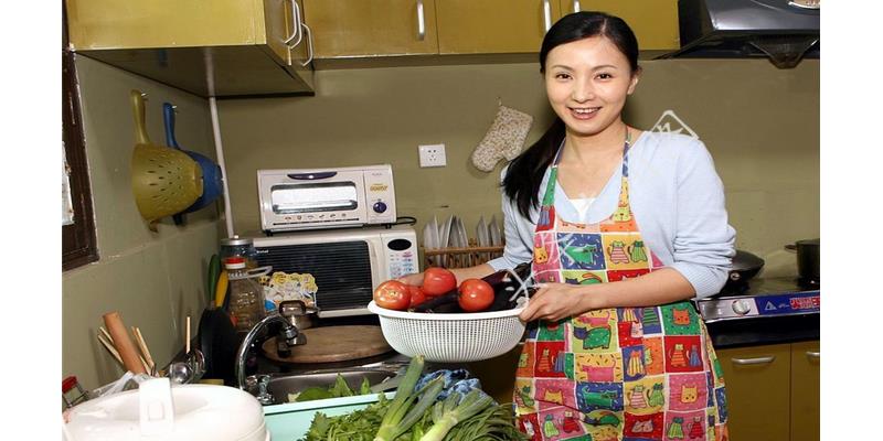 老公全职炒股多年却分文未赚,90后夫妻揭秘炒股