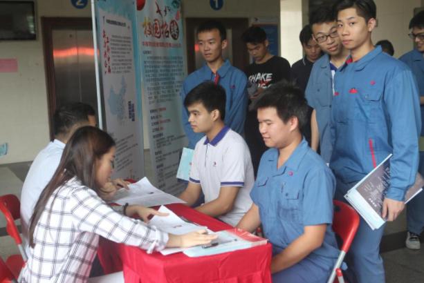 2023考不上高中的孩子别焦虑，这些技术未来很吃香，不比高中生差