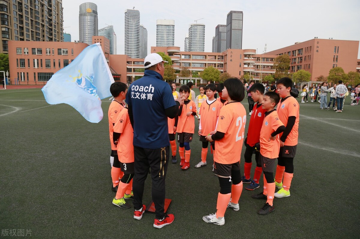 中国校园足球最新青训新闻,中国足球正在从校园足球开始