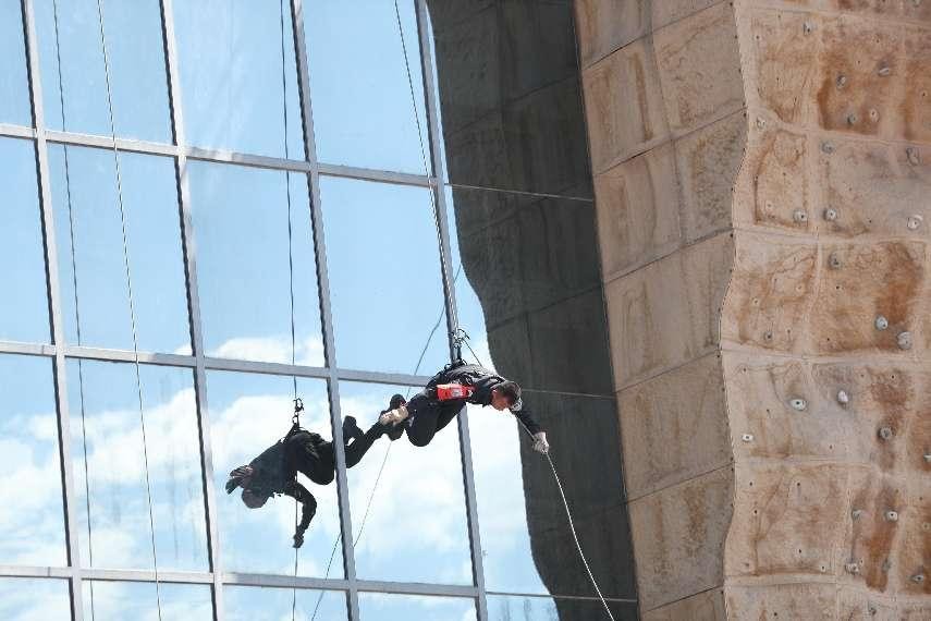 特警哥哥超帅,特警哥哥帅