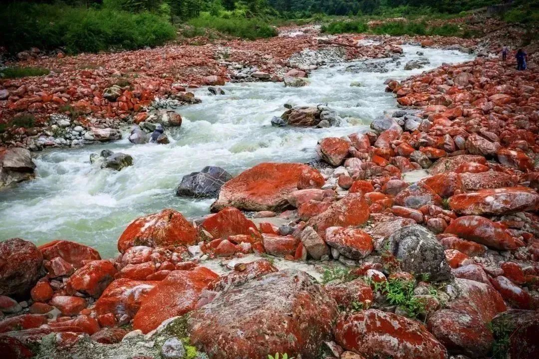 最新甘孜自驾路线三天,甘孜自驾4天路线