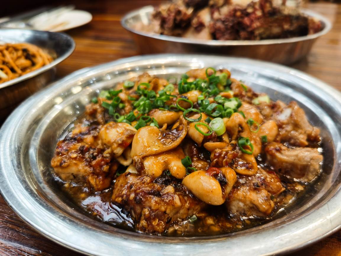 奔腾b7014款1.8t,奔腾b70提车8月