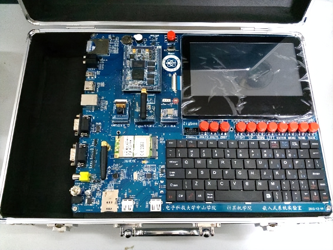 中山大学计算机学院专业有哪些,电子科技大学中山学院专业