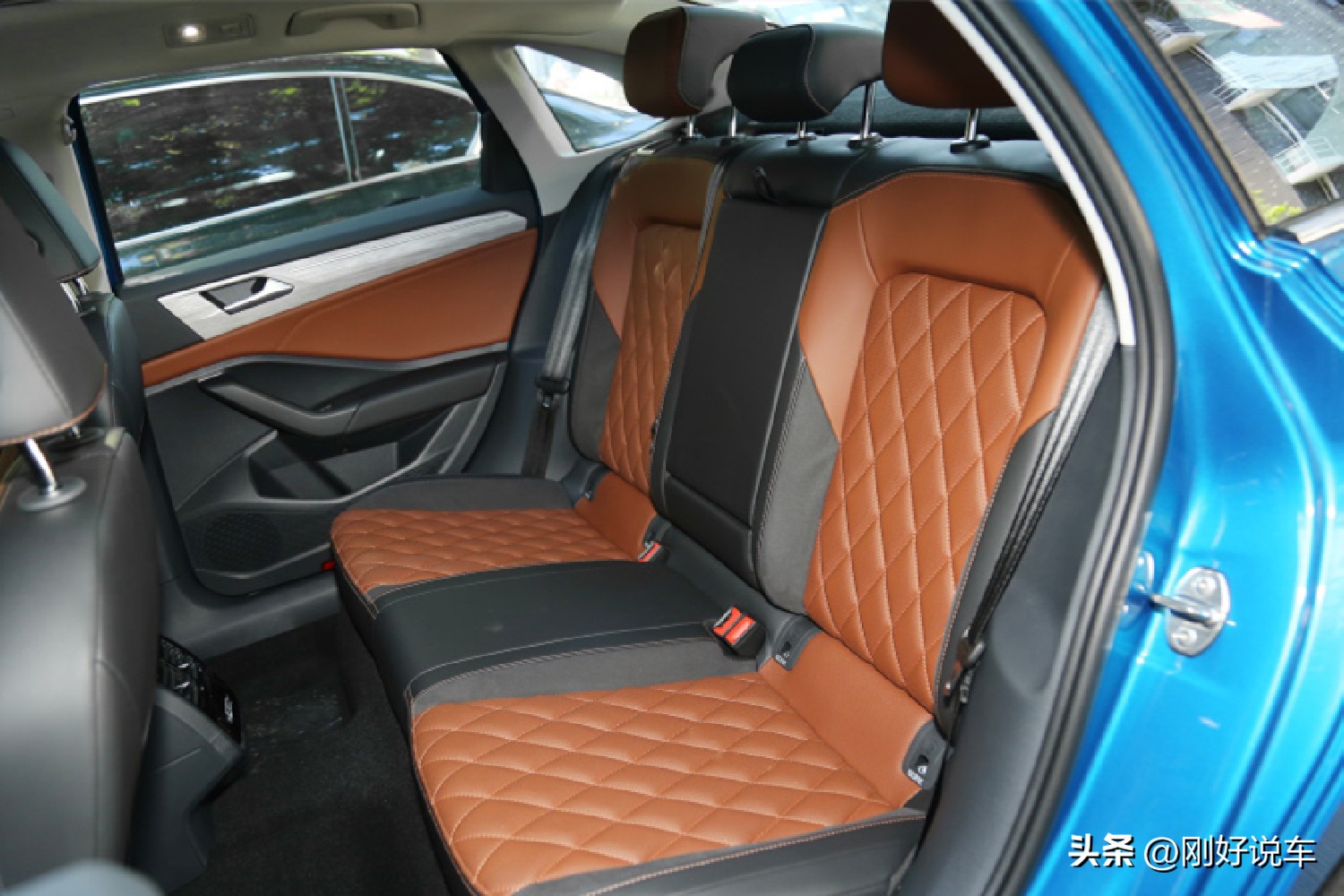 为什么说速腾是a级车里面的标杆,23款新速腾是不是a级车的扛把子