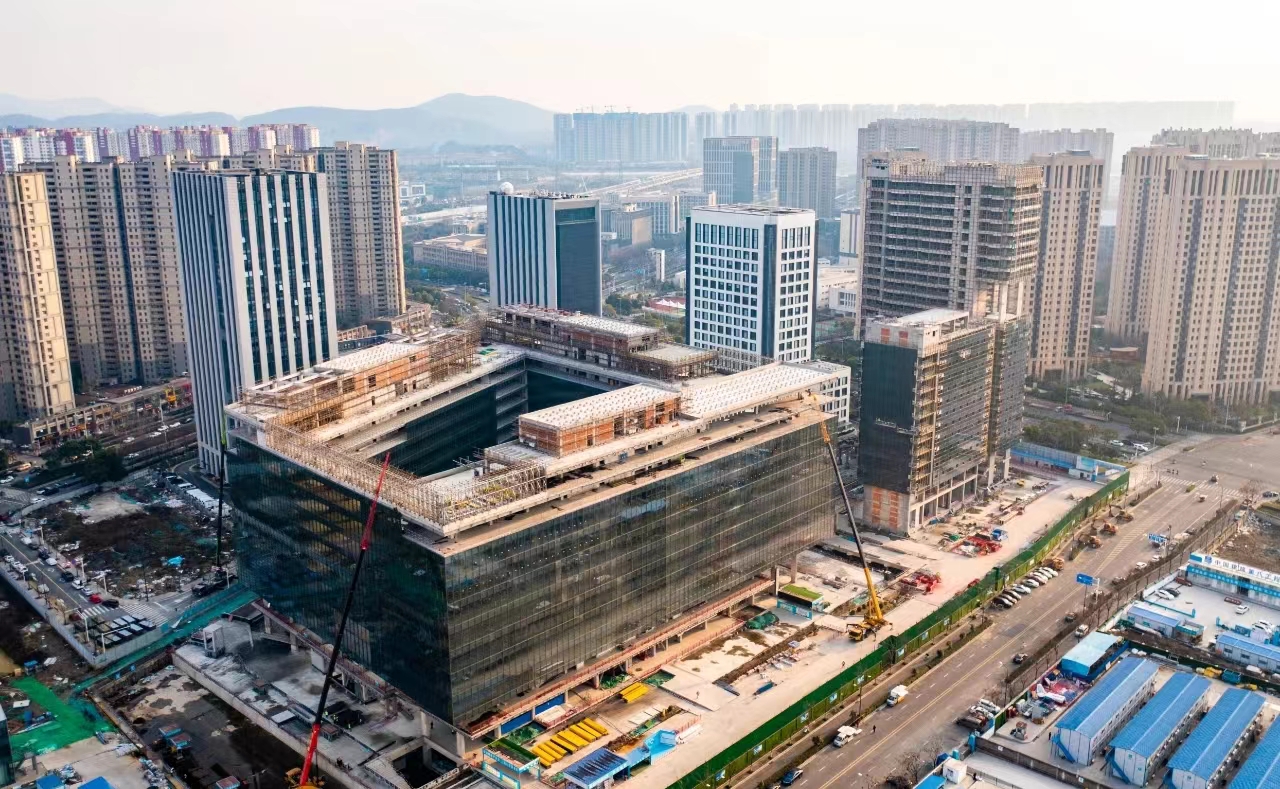 政经1号︱对这个最想留住的“幸运”，南京真的是满满诚意